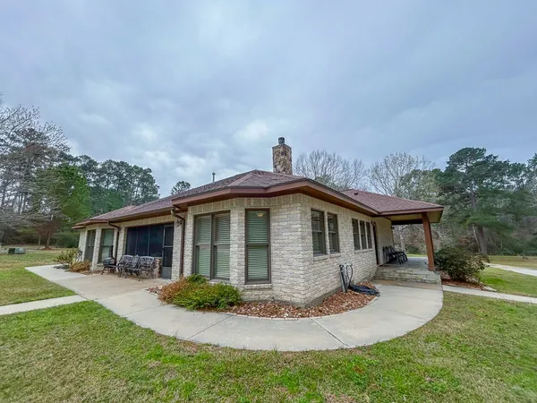 $775,000 | 5259 Farm To Market 946, Coldspring, TX 77331