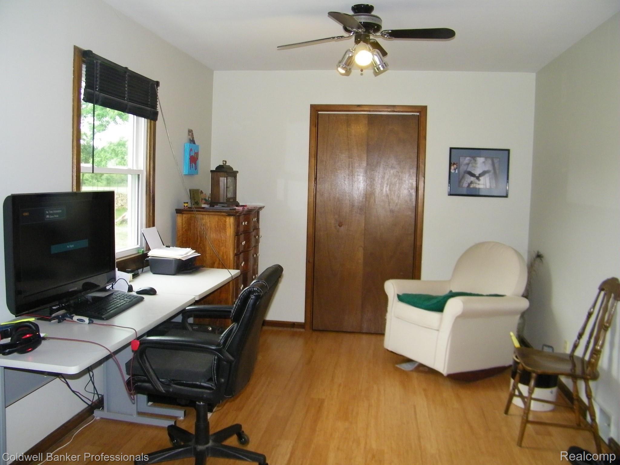 1135 Roods Lake Road Lapeer, MI 48446 - Photo 17 of 18 102_0424.JPG
