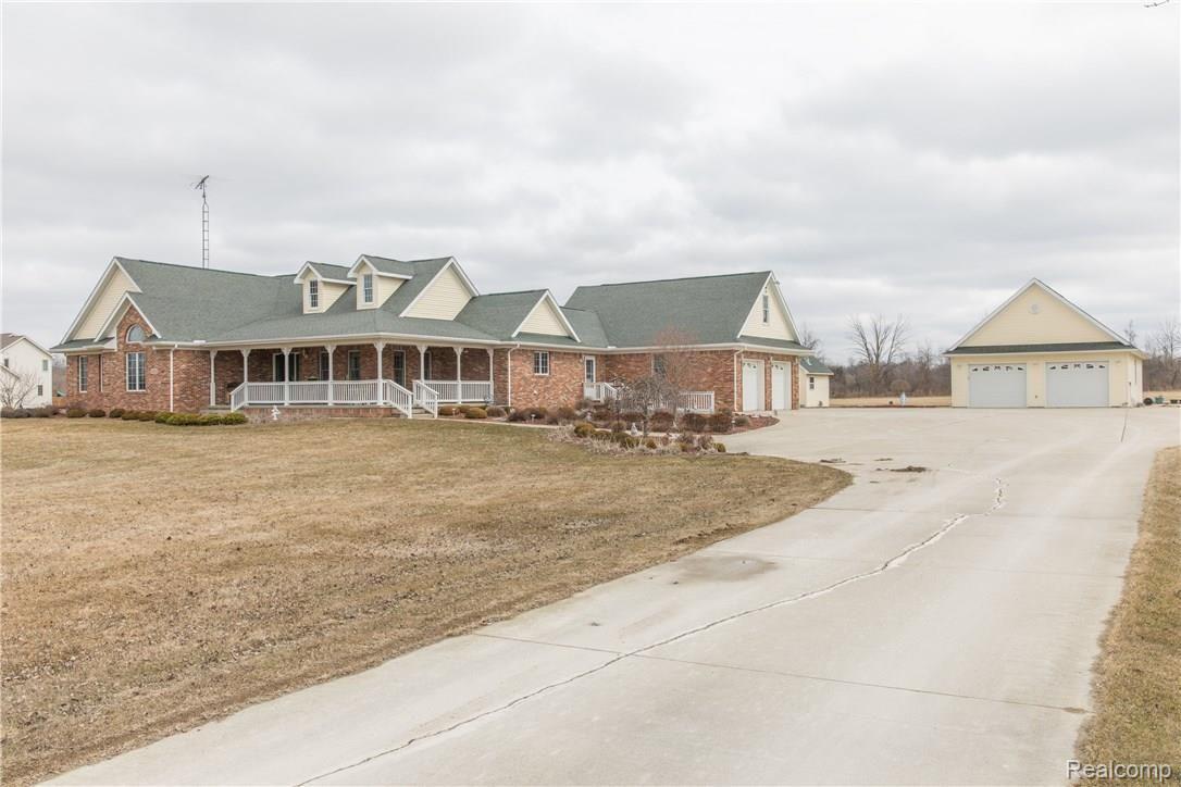 4352 North Oak Road Davison, MI 48423 - Photo 43 of 70 780A6501.jpg