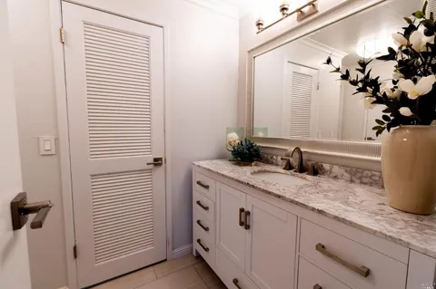 $629,000 | 621 Larkspur Plaza Drive, Larkspur, CA 94939