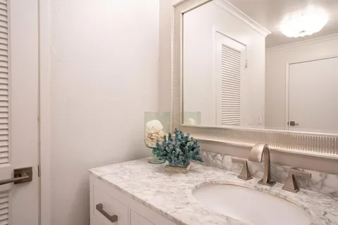 $629,000 | 621 Larkspur Plaza Drive, Larkspur, CA 94939