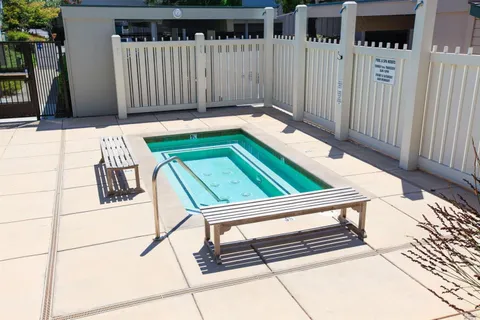 $597,000 | 621 Larkspur Plaza Drive, Larkspur, CA 94939