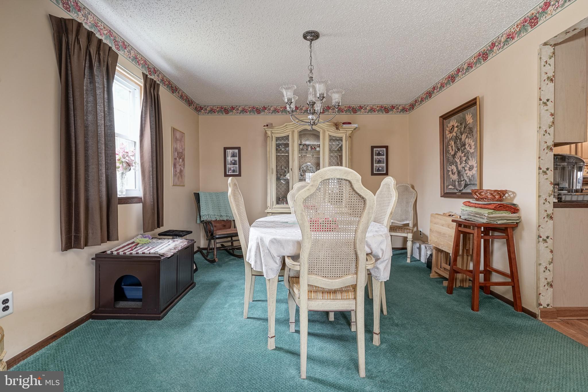 4 Fairfield Circle Sewell, NJ 08080 - Photo 4 of 21 Dining Room