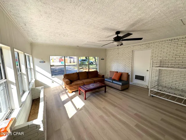 $414,900 | 3915 Wasp Street, Panama City, FL 32408