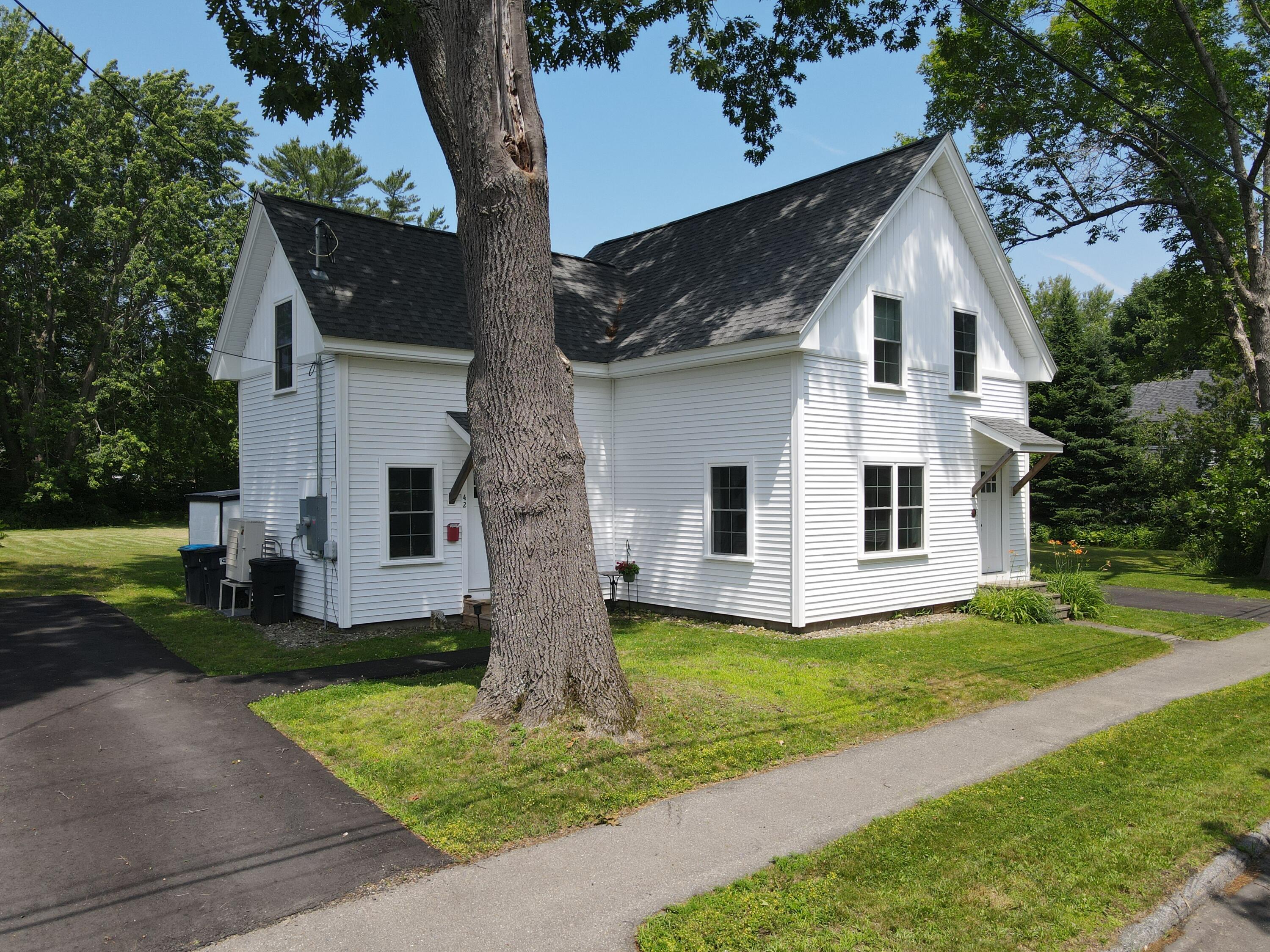 42 Hillside Road Orono, ME 04473 - Photo 2 of 40 1