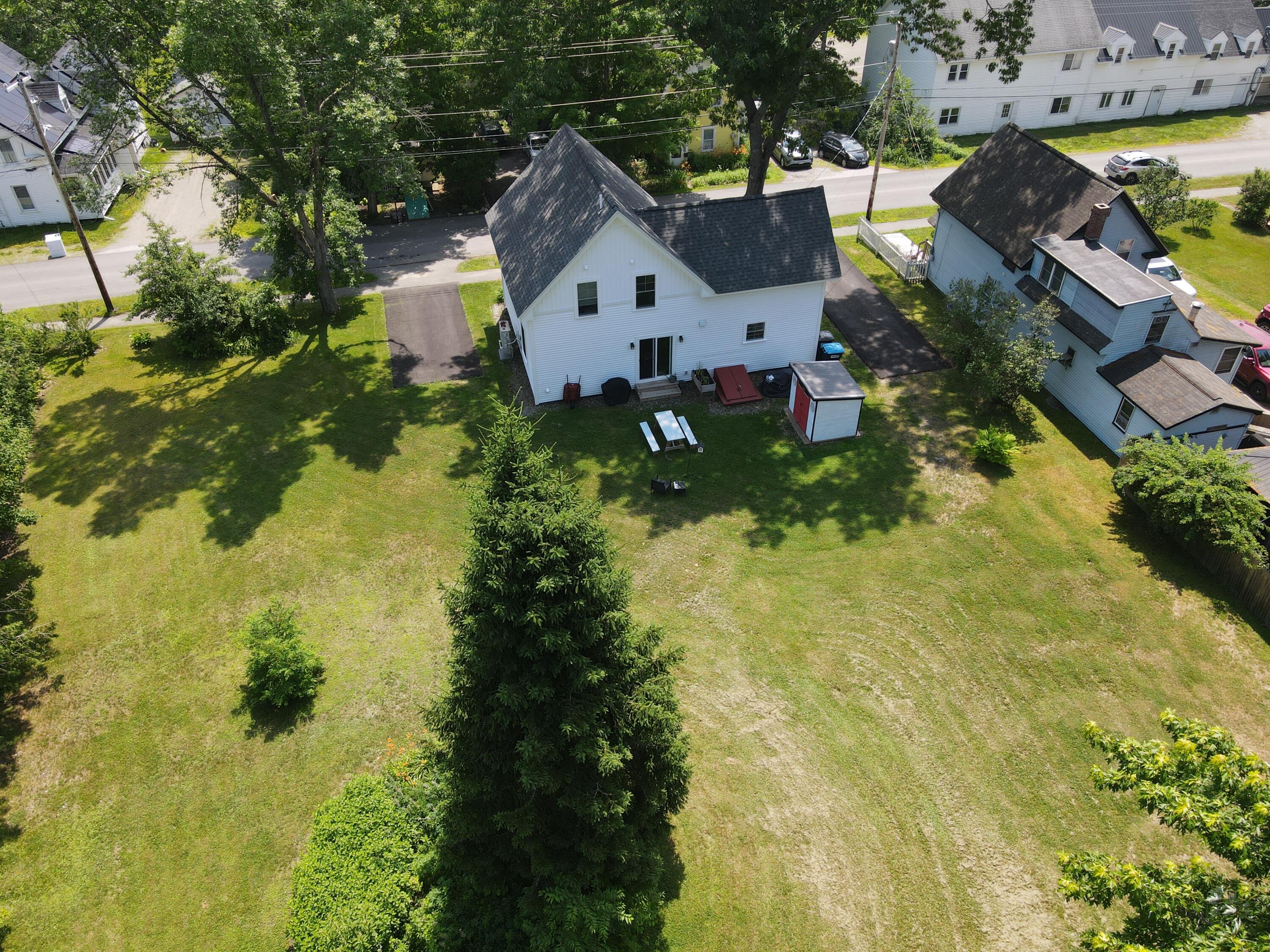 42 Hillside Road Orono, ME 04473 - Photo 3 of 40 42