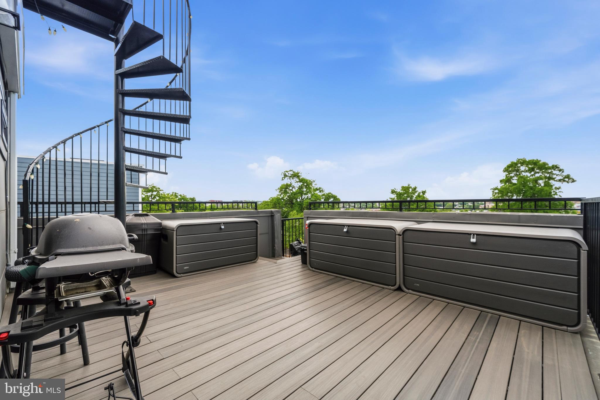 1241 Oates Street Northeast, Unit 2 Washington, DC 20002 - Photo 31 of 42 Rooftop deck