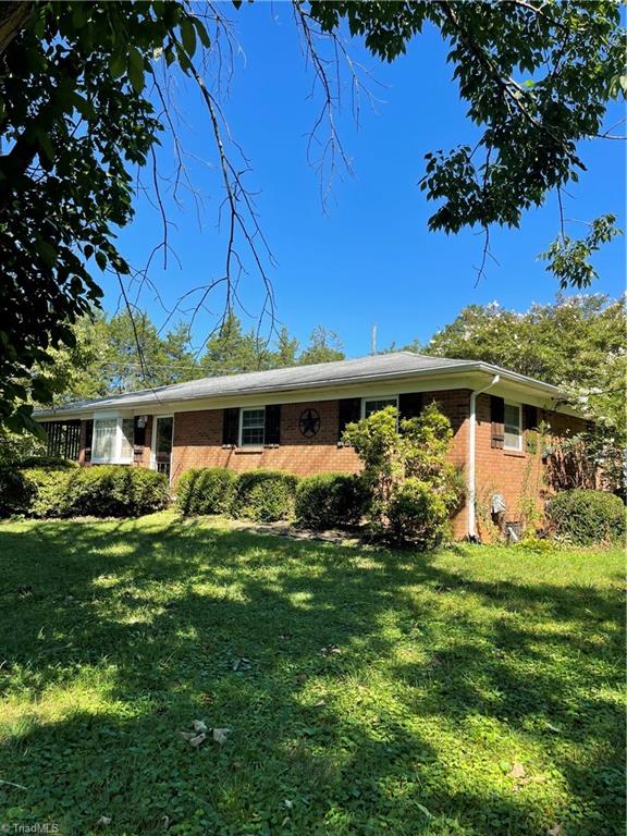 3274 Happy Hill Road Lexington, NC 27295 - Photo 2 of 15 front view from other end of home
