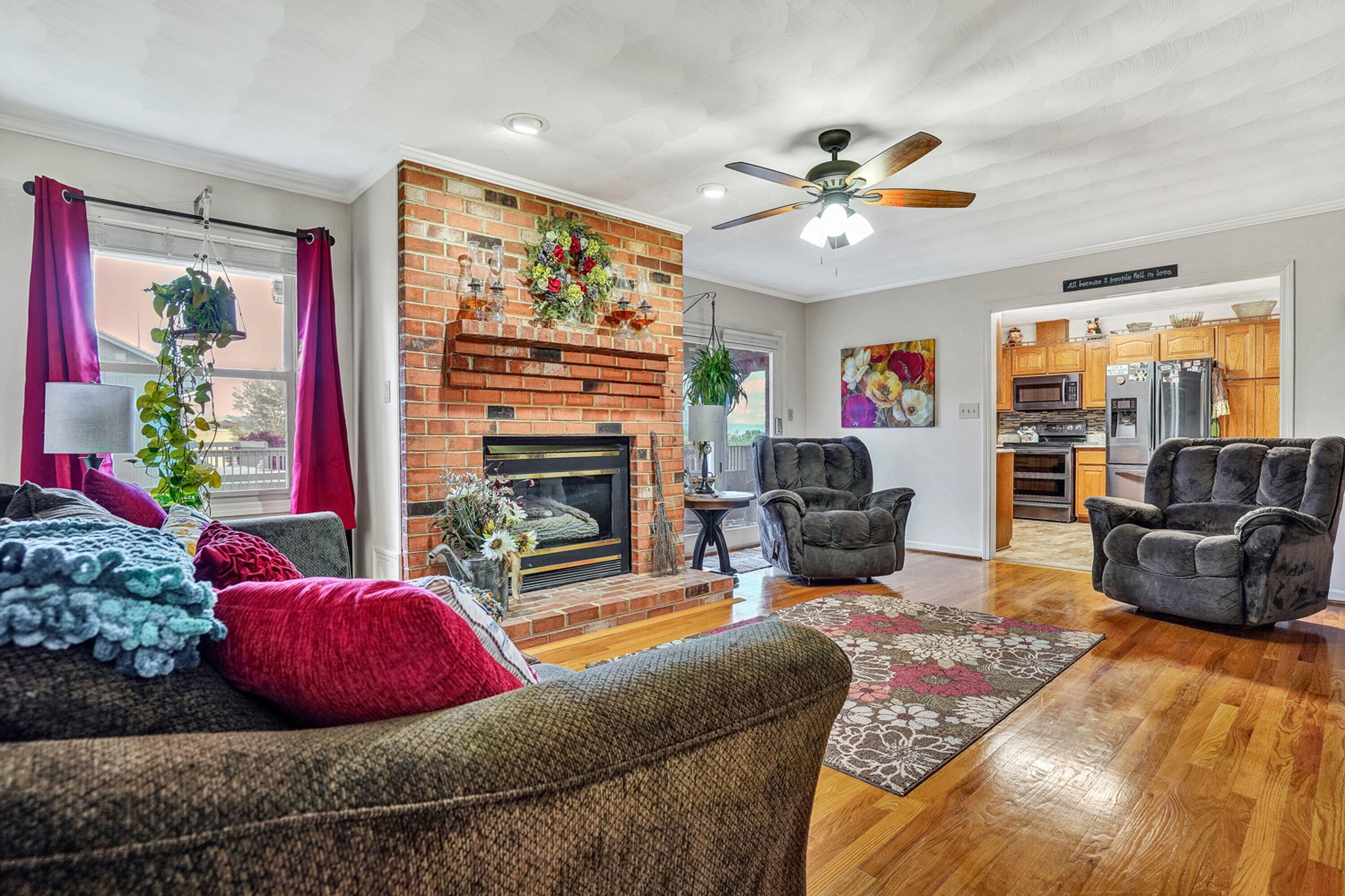 144 Jonathan Road Roanoke, VA 24019 - Photo 19 of 37 DSC05721-2