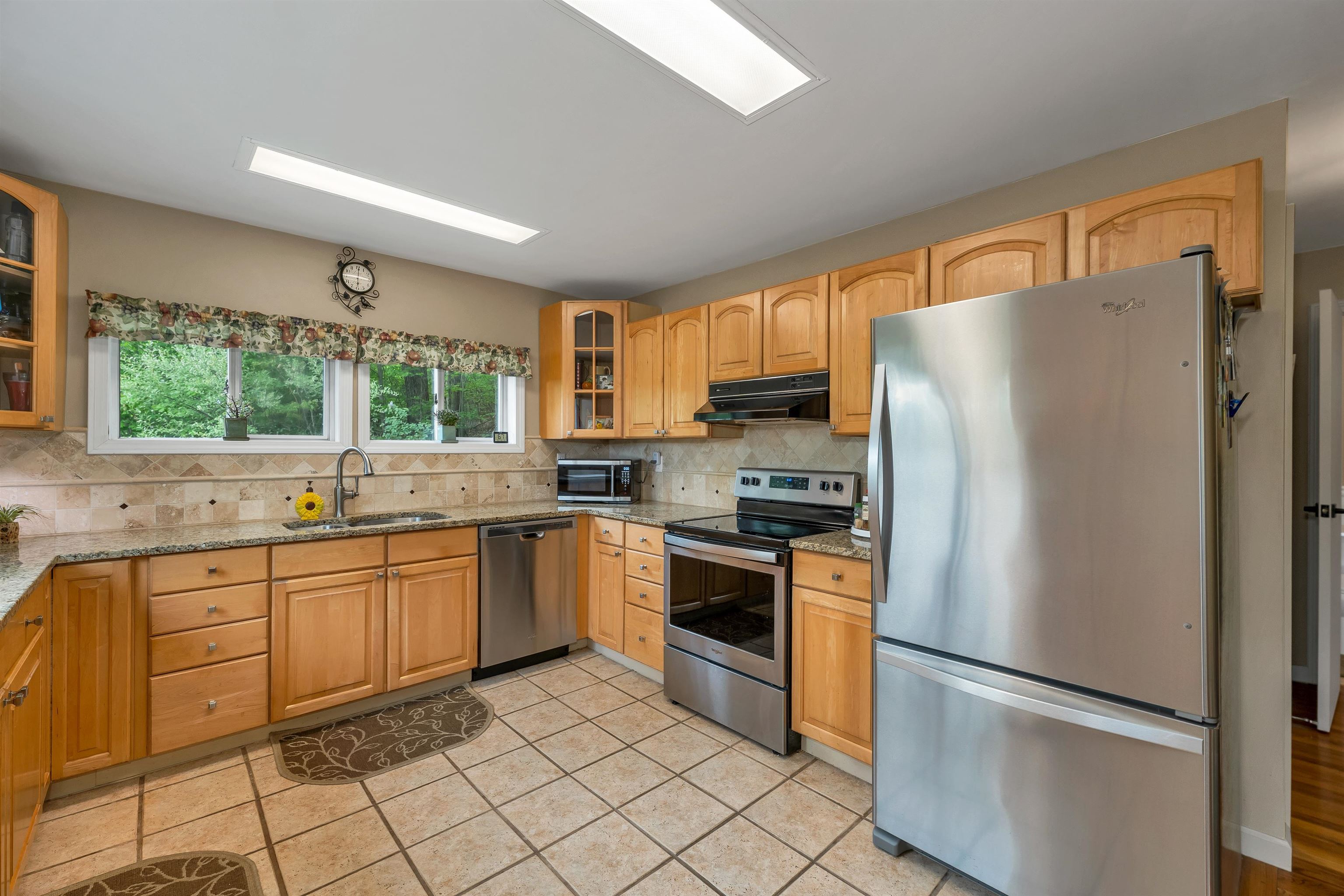 495 North Shore Road Chesterfield, NH 03462 - Photo 11 of 38