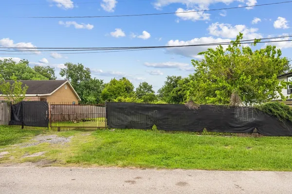$119,900 | 0 Conley Street, Houston, TX 77021