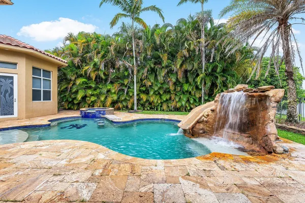 $25,000 | 3486 Lago De Talavera, Lake Worth, FL 33467