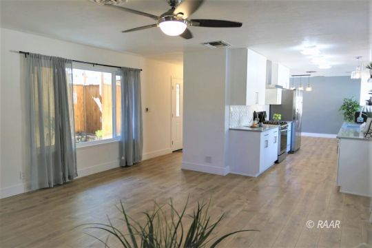 508 Garis Avenue Ridgecrest, CA 93555 - Photo 7 of 34