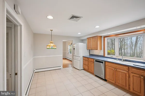 $605,000 | 414 Longwood Drive, Exton, PA 19341