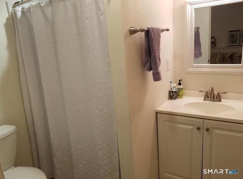 26 Old Bethel Road Newtown, CT 06470 - Photo 3 of 3