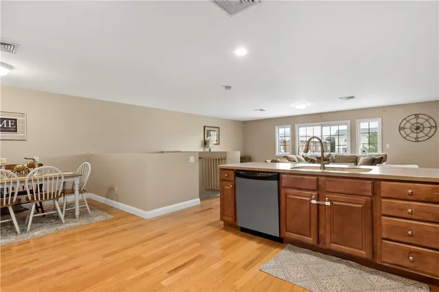 $385,000 | 667 Metacom Avenue, Unit 14, Bristol, RI 02809