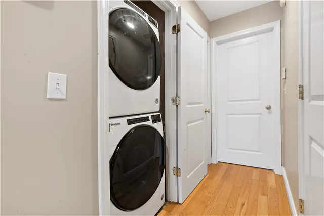 $385,000 | 667 Metacom Avenue, Unit 14, Bristol, RI 02809