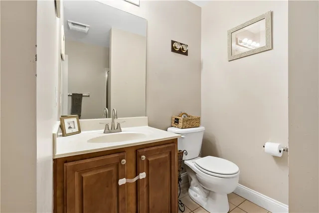 $385,000 | 667 Metacom Avenue, Unit 14, Bristol, RI 02809