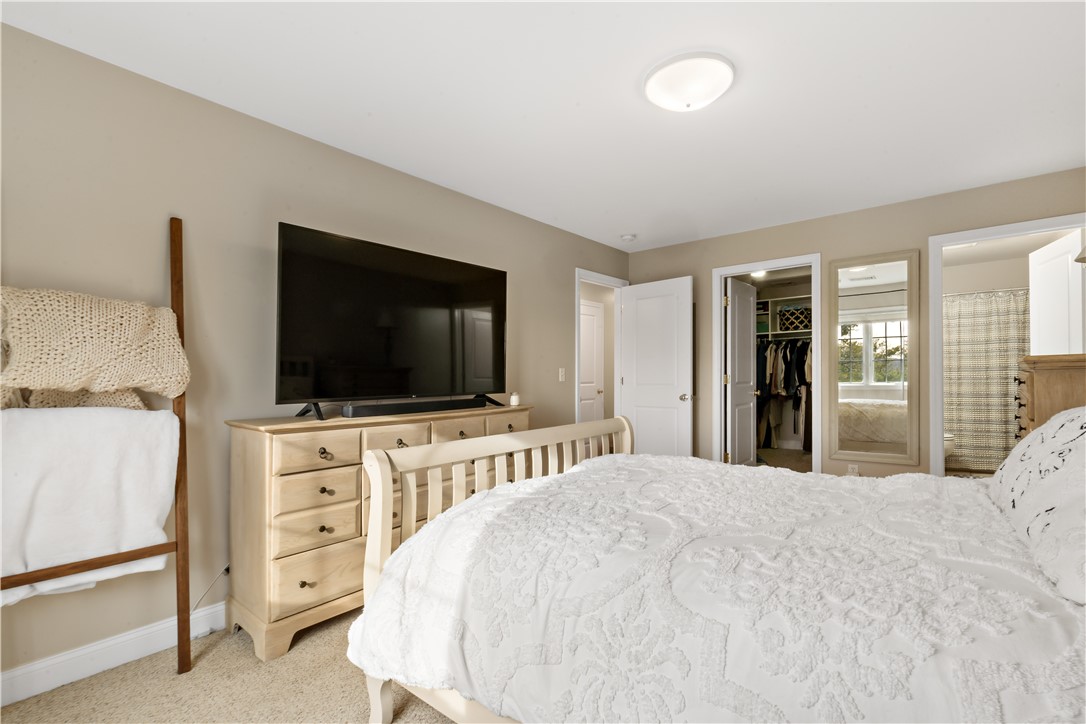 667 Metacom Avenue, Unit 14 Bristol, RI 02809 - Photo 23 of 32