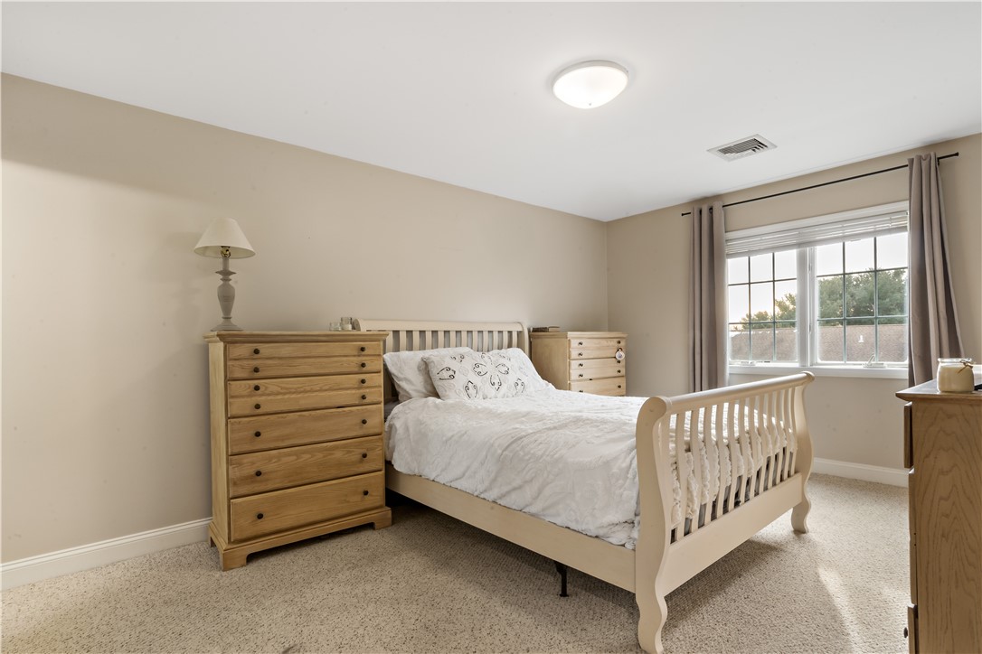 667 Metacom Avenue, Unit 14 Bristol, RI 02809 - Photo 24 of 32