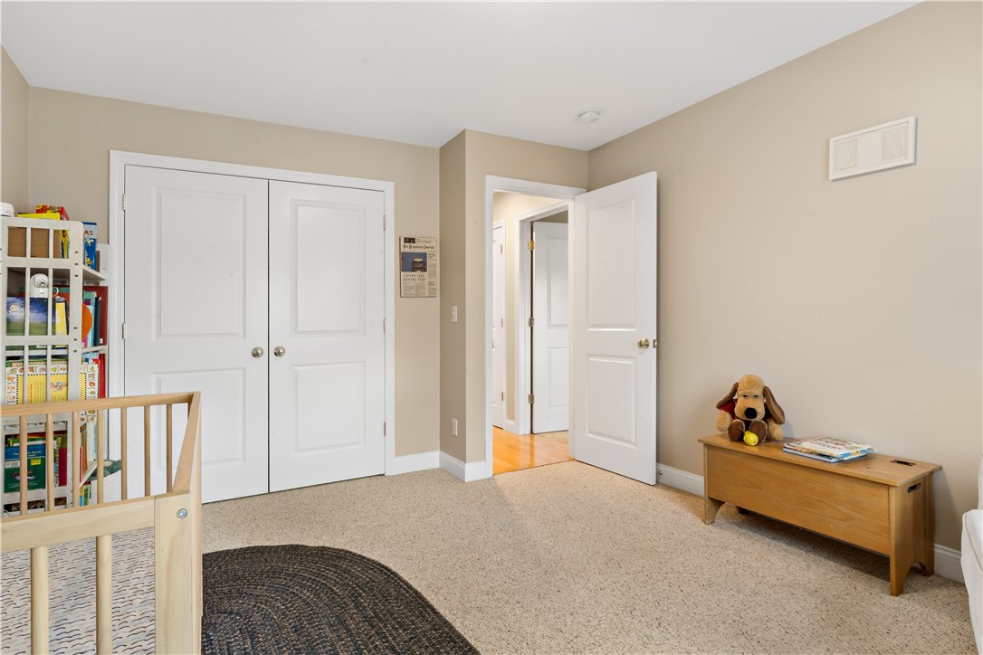 667 Metacom Avenue, Unit 14 Bristol, RI 02809 - Photo 29 of 32