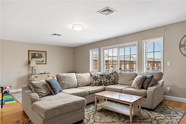 $385,000 | 667 Metacom Avenue, Unit 14, Bristol, RI 02809