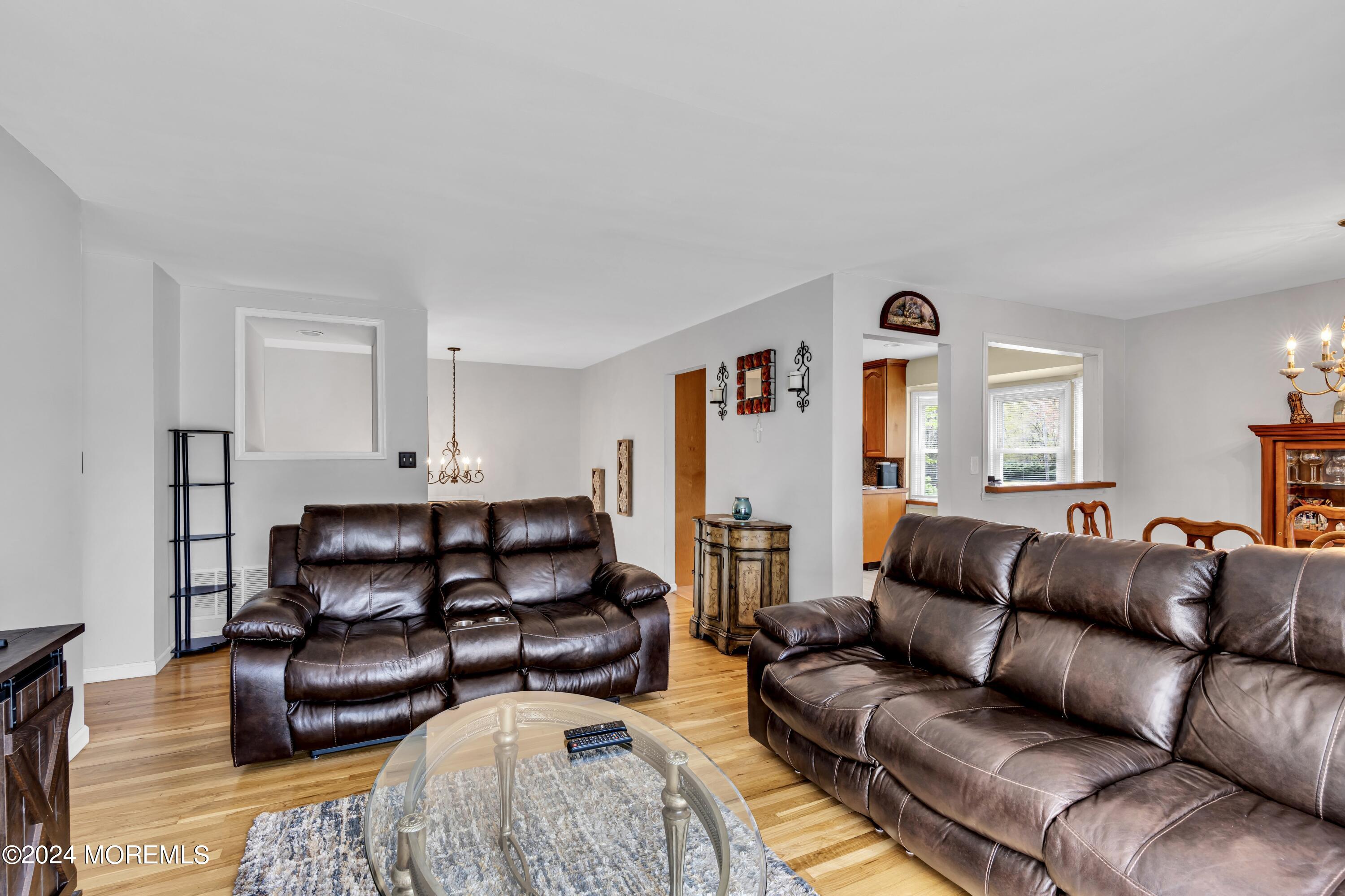 5 Dutch Valley Road Howell, NJ 07731 - Photo 7 of 36 Living Room Views