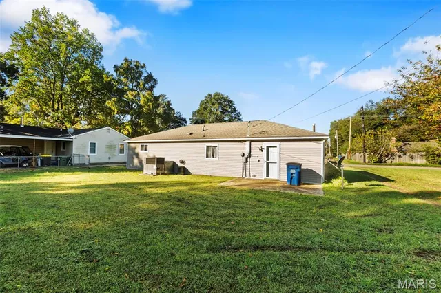 $129,000 | 210 Holt Street, Kennett, MO 63857