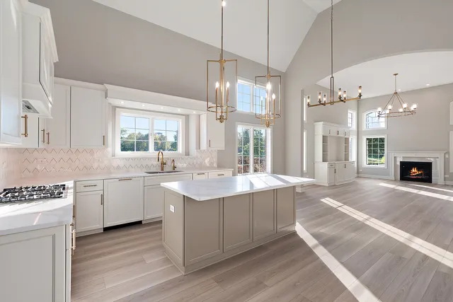 $799,900 | 9724 Folkers Drive, Frankfort, IL 60423