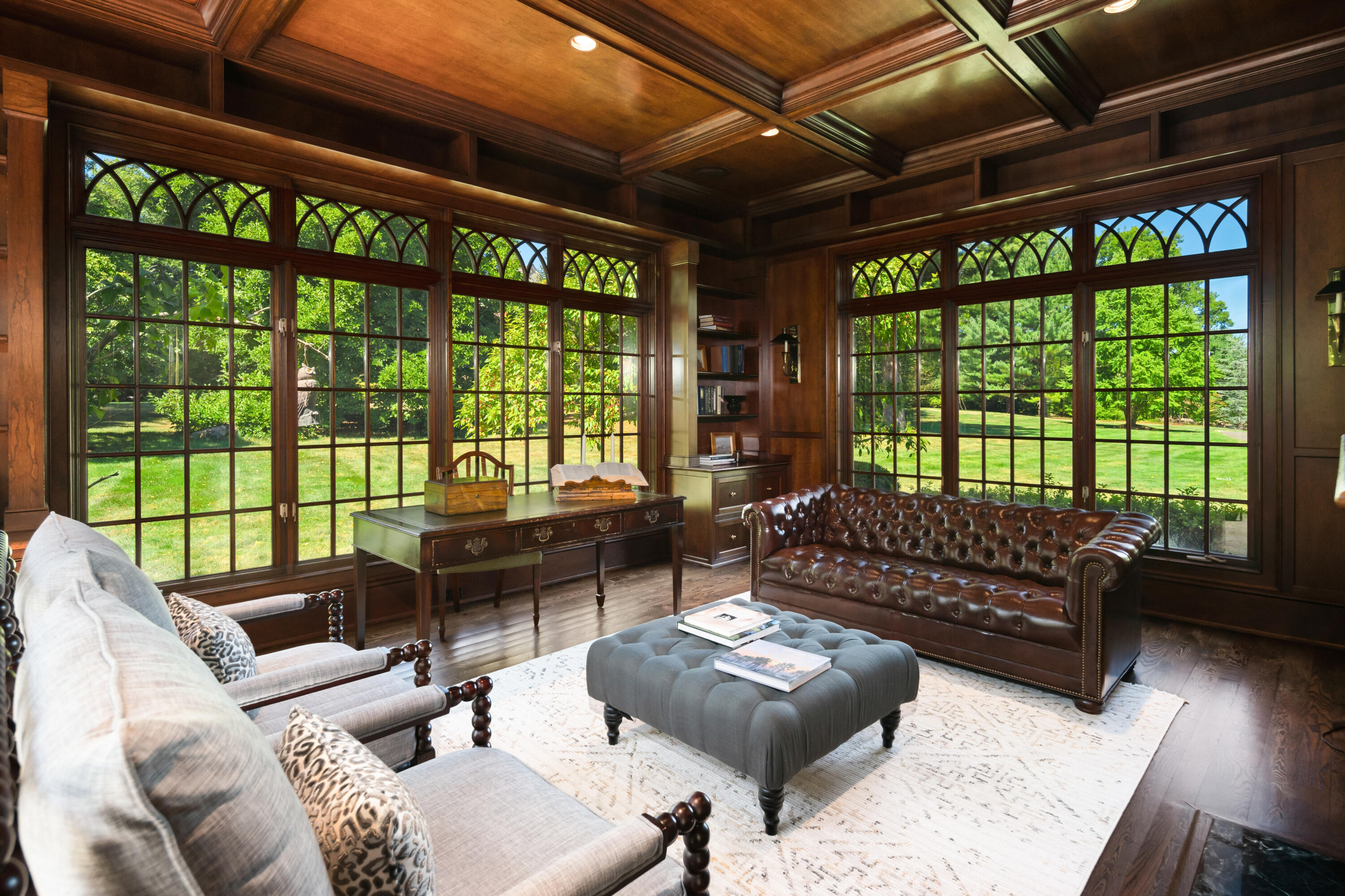 568 Frogtown Road New Canaan, CT 06840 - Photo 13 of 40 Library with Wetbar