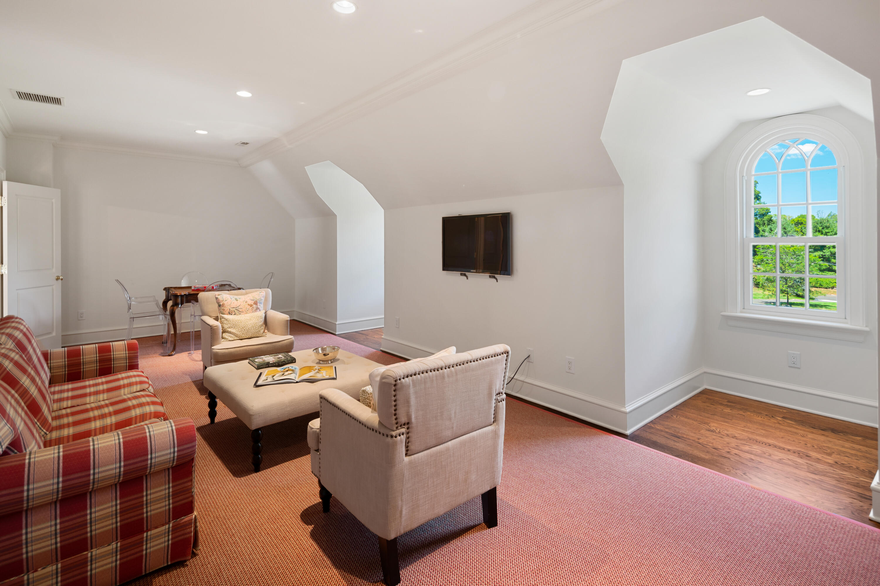 568 Frogtown Road New Canaan, CT 06840 - Photo 37 of 40 Playroom on Third Floor