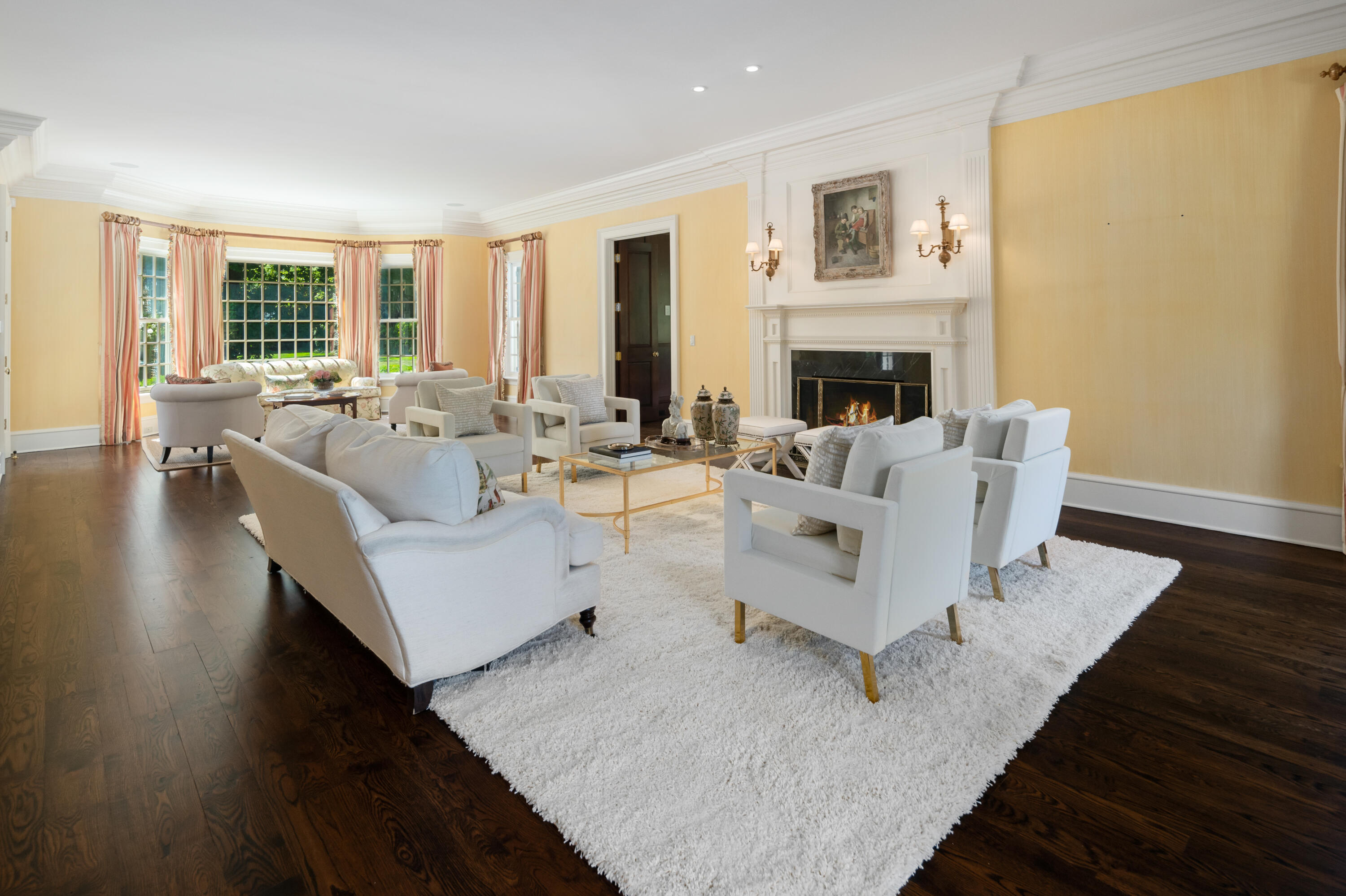 568 Frogtown Road New Canaan, CT 06840 - Photo 10 of 40 Living Room