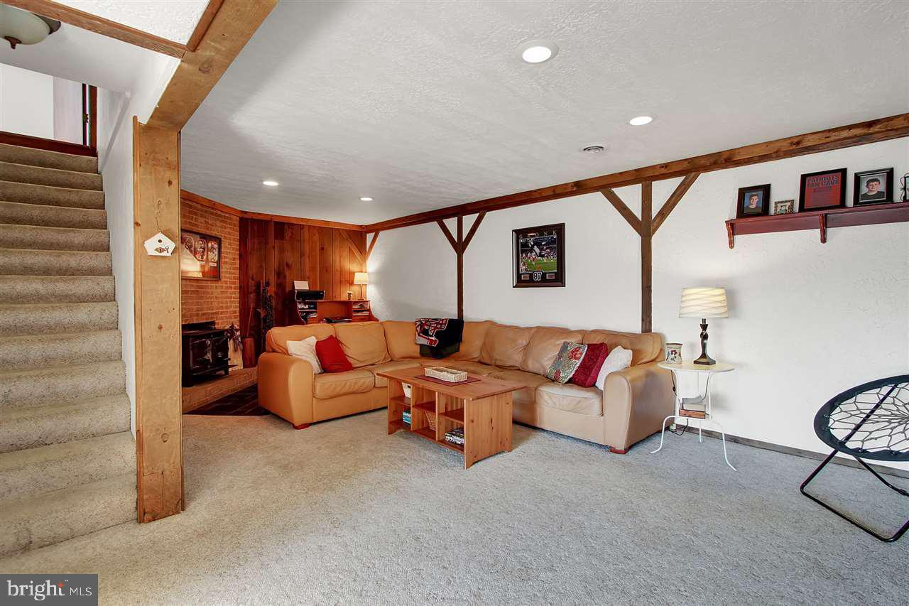 4012 North Rohrbaugh Road Seven Valleys, PA 17360 - Photo 16 of 27 Gallery Image 16