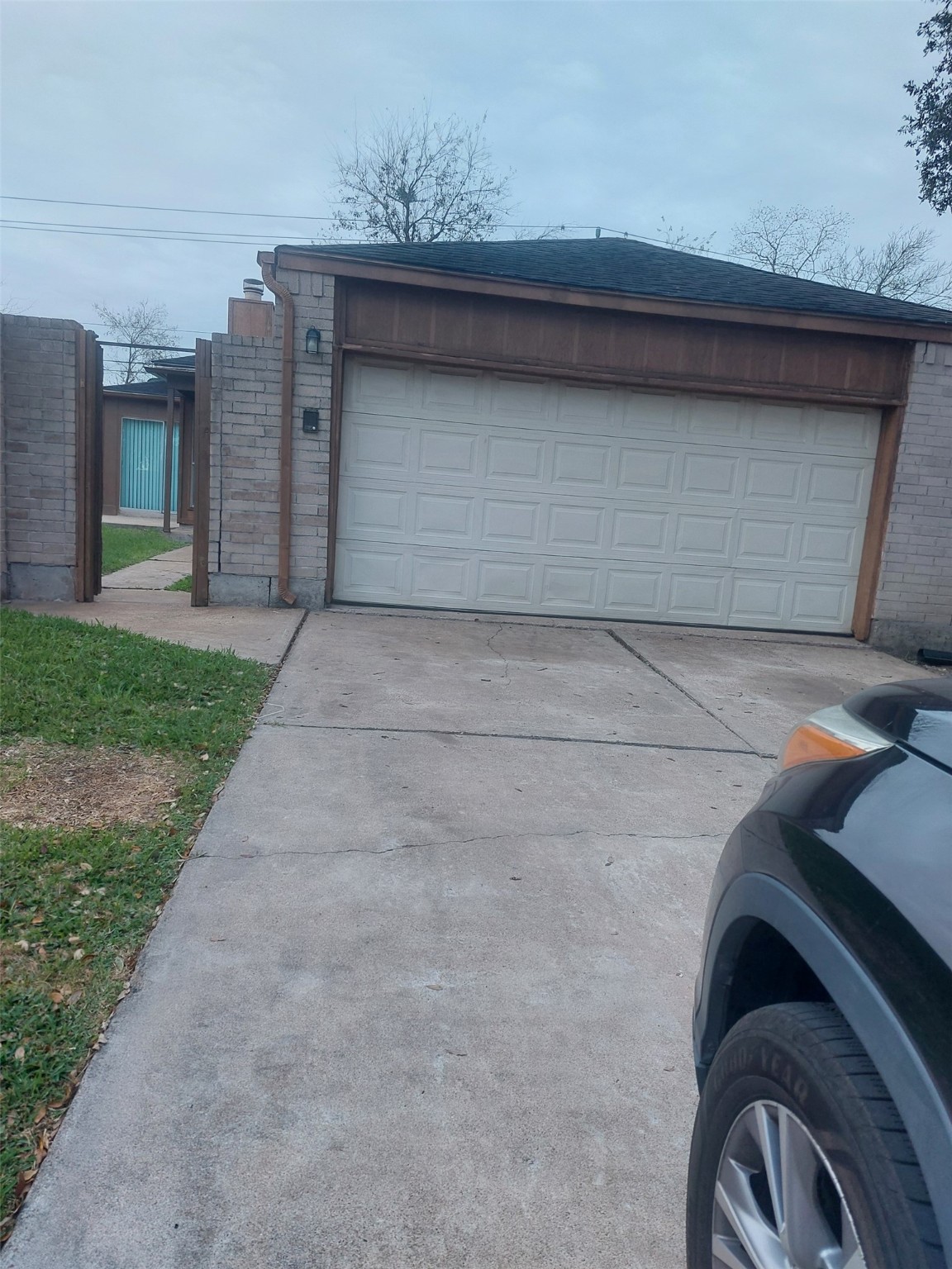 8151 Misty Ridge Lane Houston, TX 77071 - Photo 6 of 15