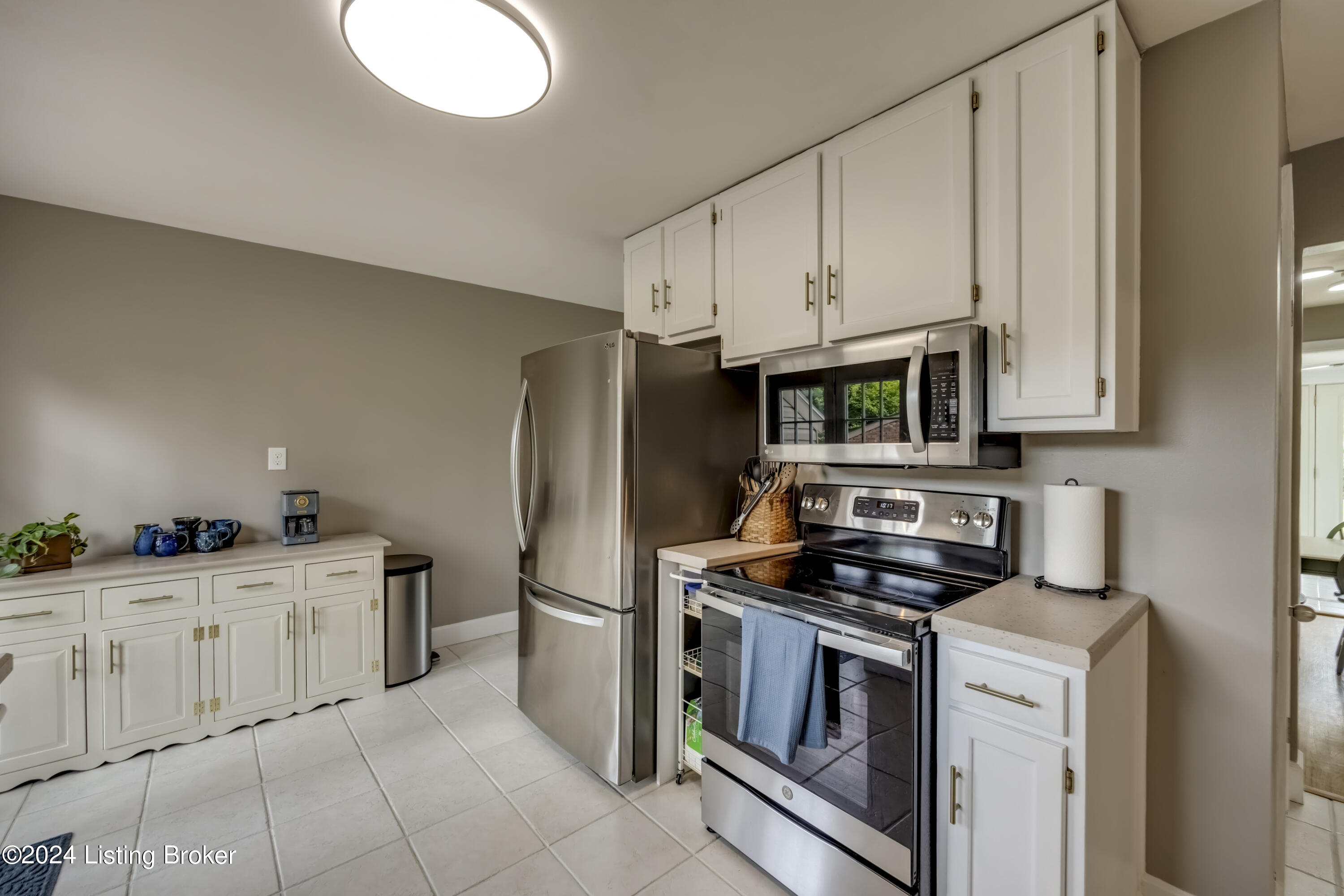 4424 Rudy Lane Louisville, KY 40207 - Photo 27 of 79 2Y0A8051-B
