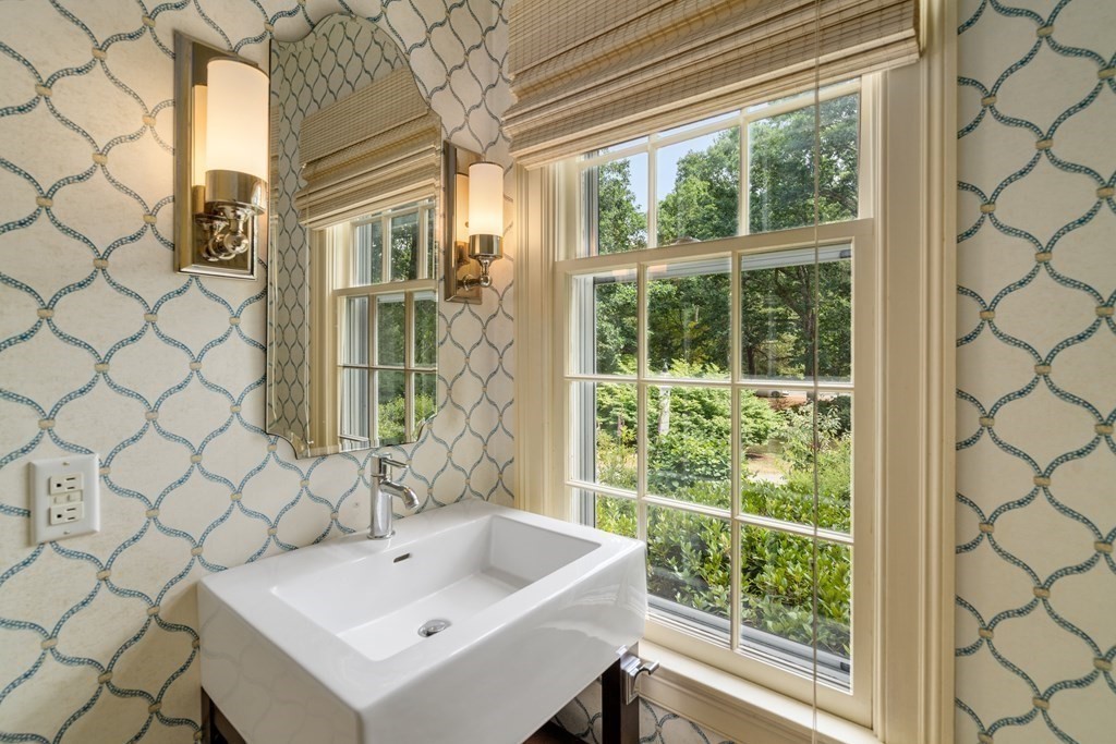 126 Dedham Street Dover, MA 02030 - Photo 13 of 28