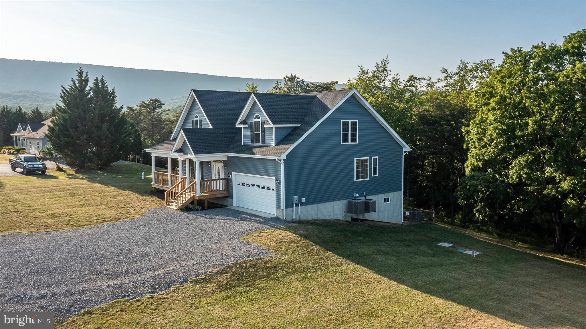 365 Prado Way Berkeley Springs, WV 25411 - Photo 2 of 60