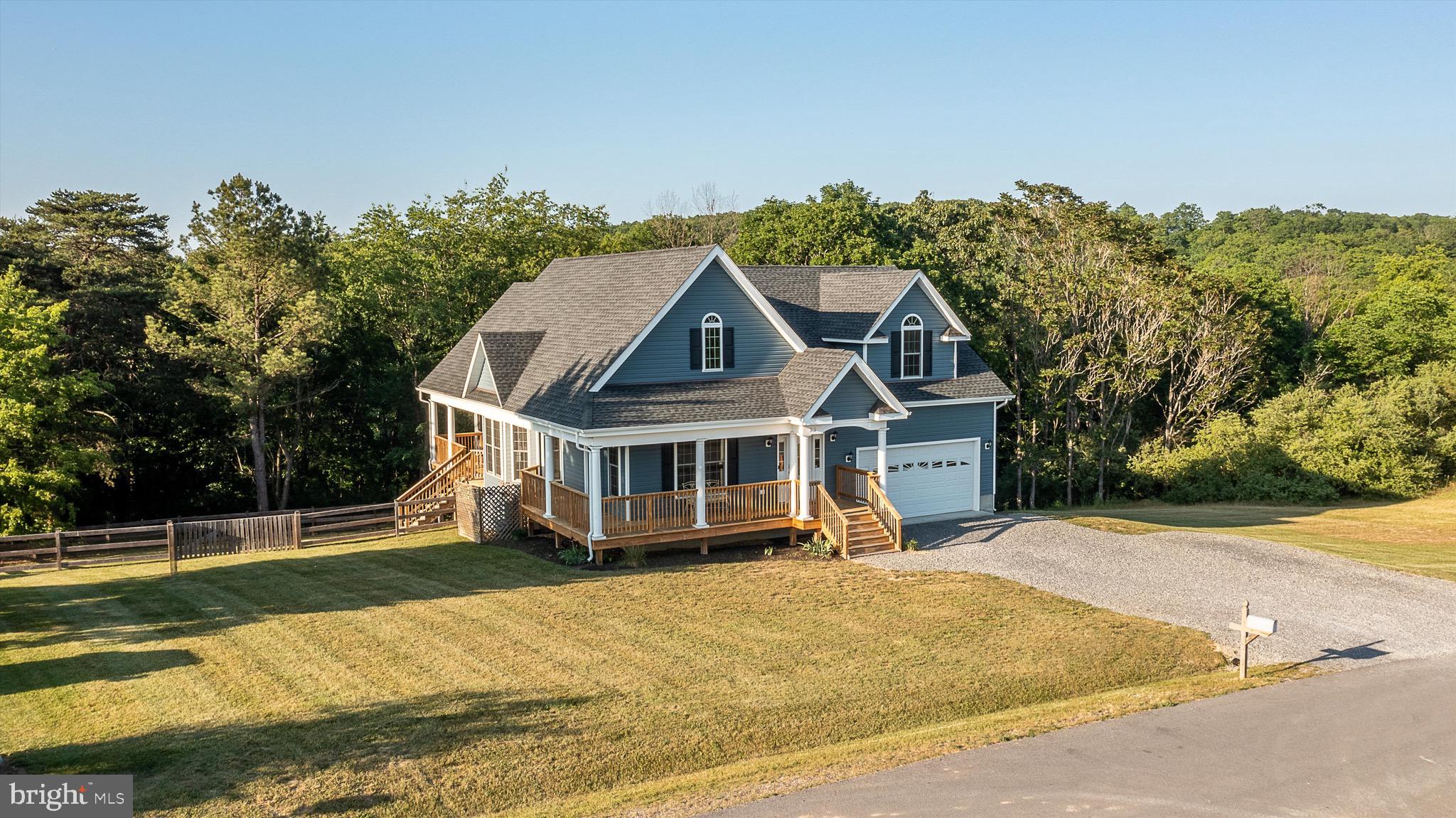 365 Prado Way Berkeley Springs, WV 25411 - Photo 3 of 60