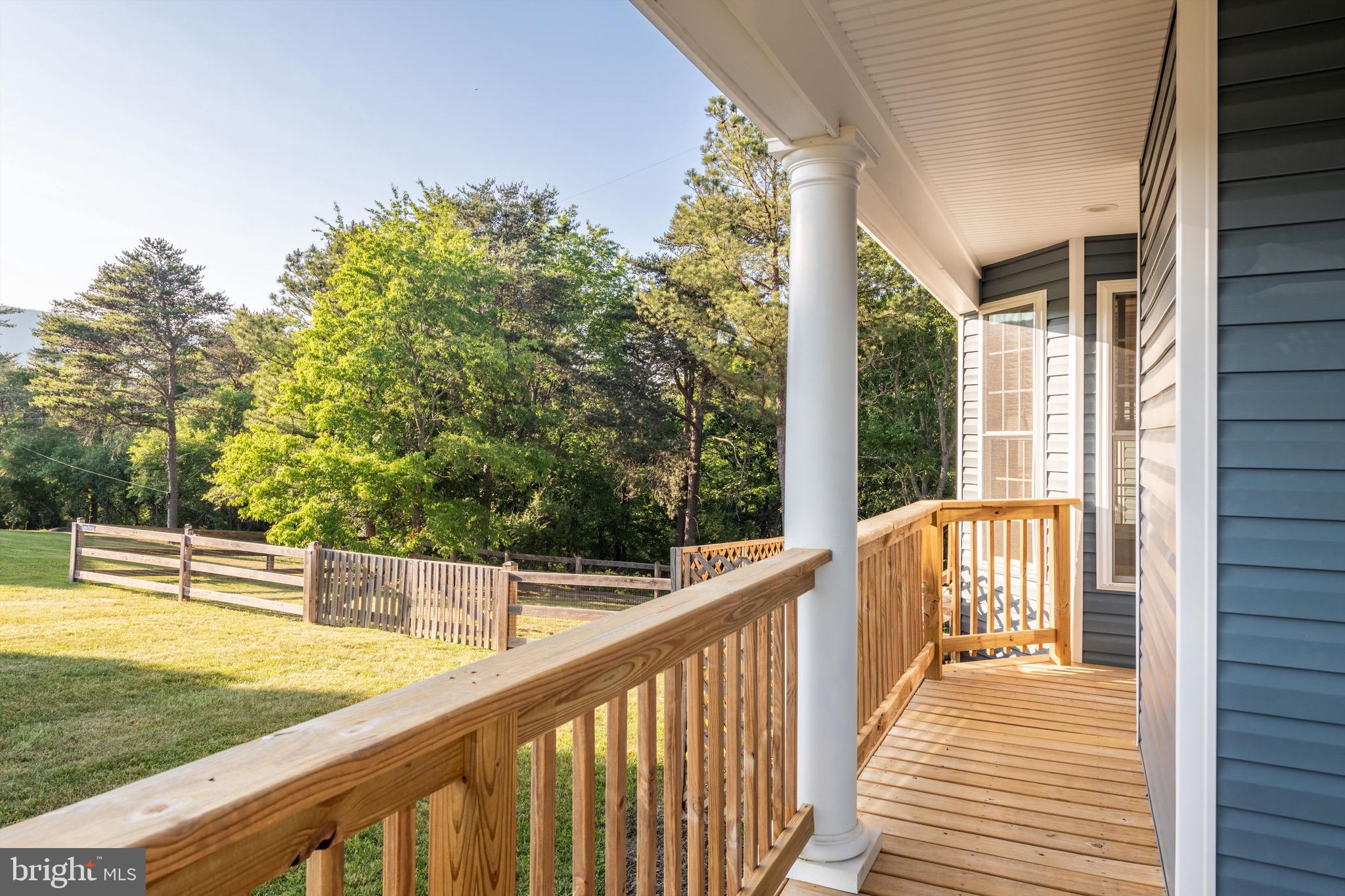 365 Prado Way Berkeley Springs, WV 25411 - Photo 7 of 60
