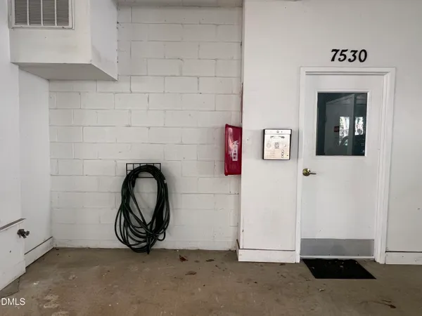 $350,000 | 7530 Lead Mine Road, Unit 202, Raleigh, NC 27615