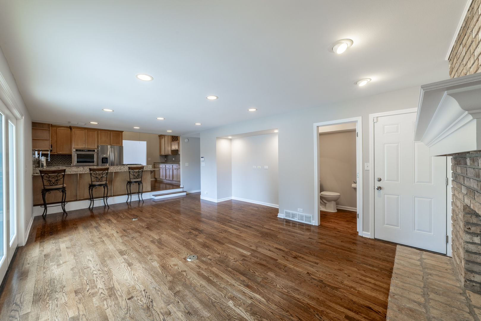 200 North Maple Street Addison, IL 60101 - Photo 26 of 95 Gallery Image 26