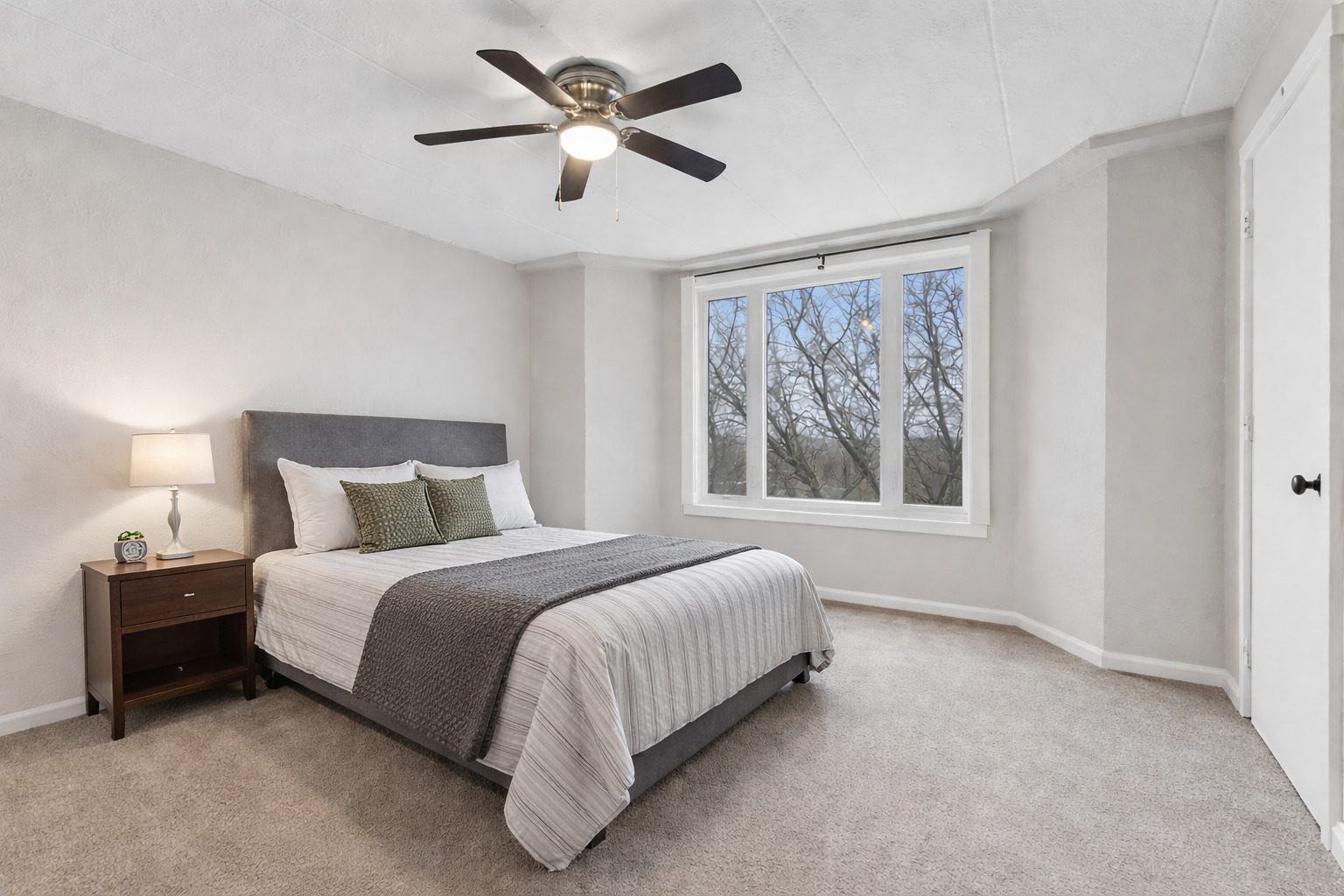 1 Renaissance Place, Unit 717 Palatine, IL 60067 - Photo 14 of 25 Gallery Image 14