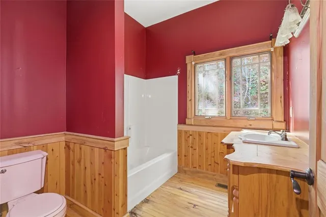 $459,900 | 73 Redbird Lane, Rabun Gap, GA 30568