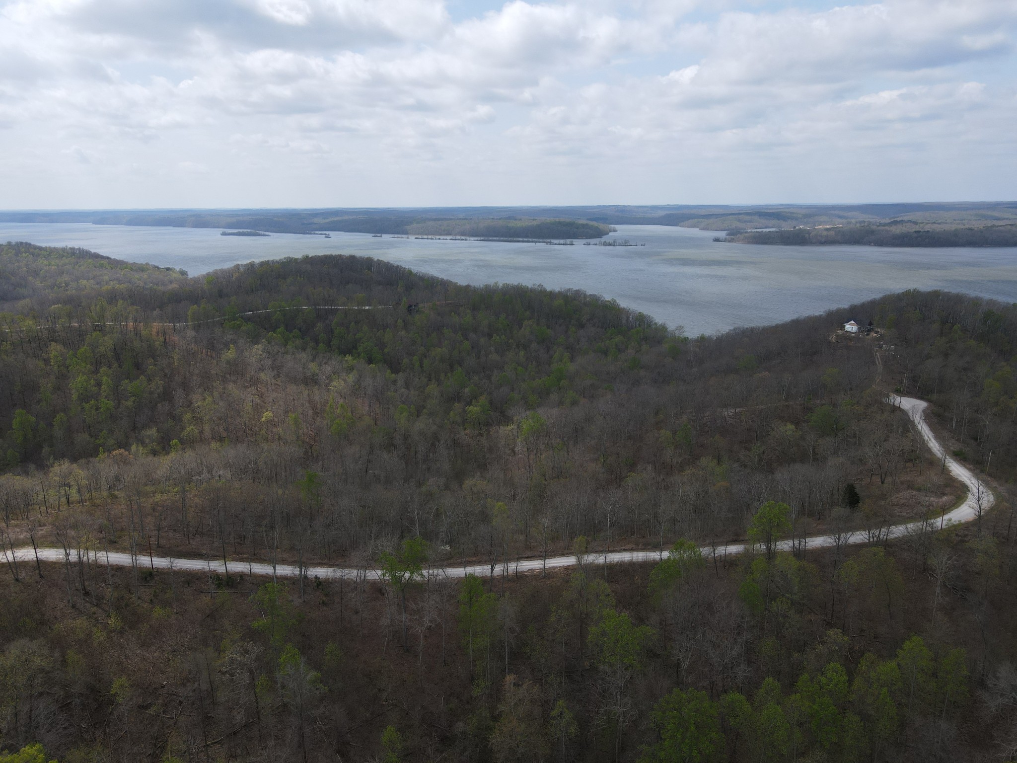 18 Lake Ridge Drive Stewart, TN 37175 - Photo 3 of 14