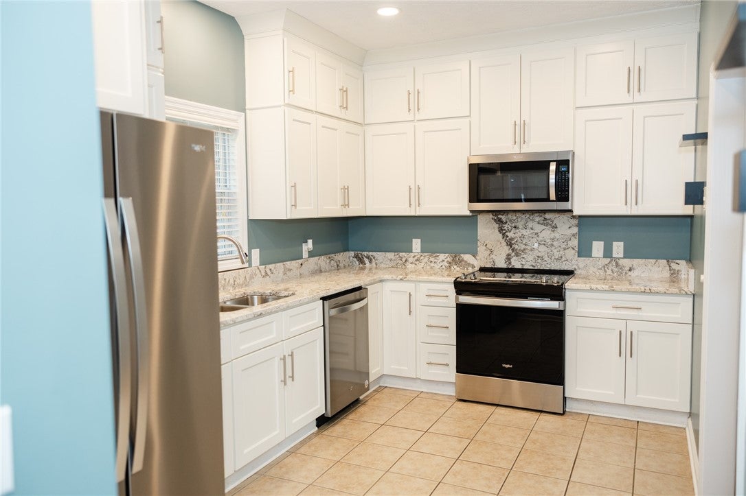 1229 North Dean Road Auburn, AL 36830 - Photo 11 of 27 Gallery Image 11