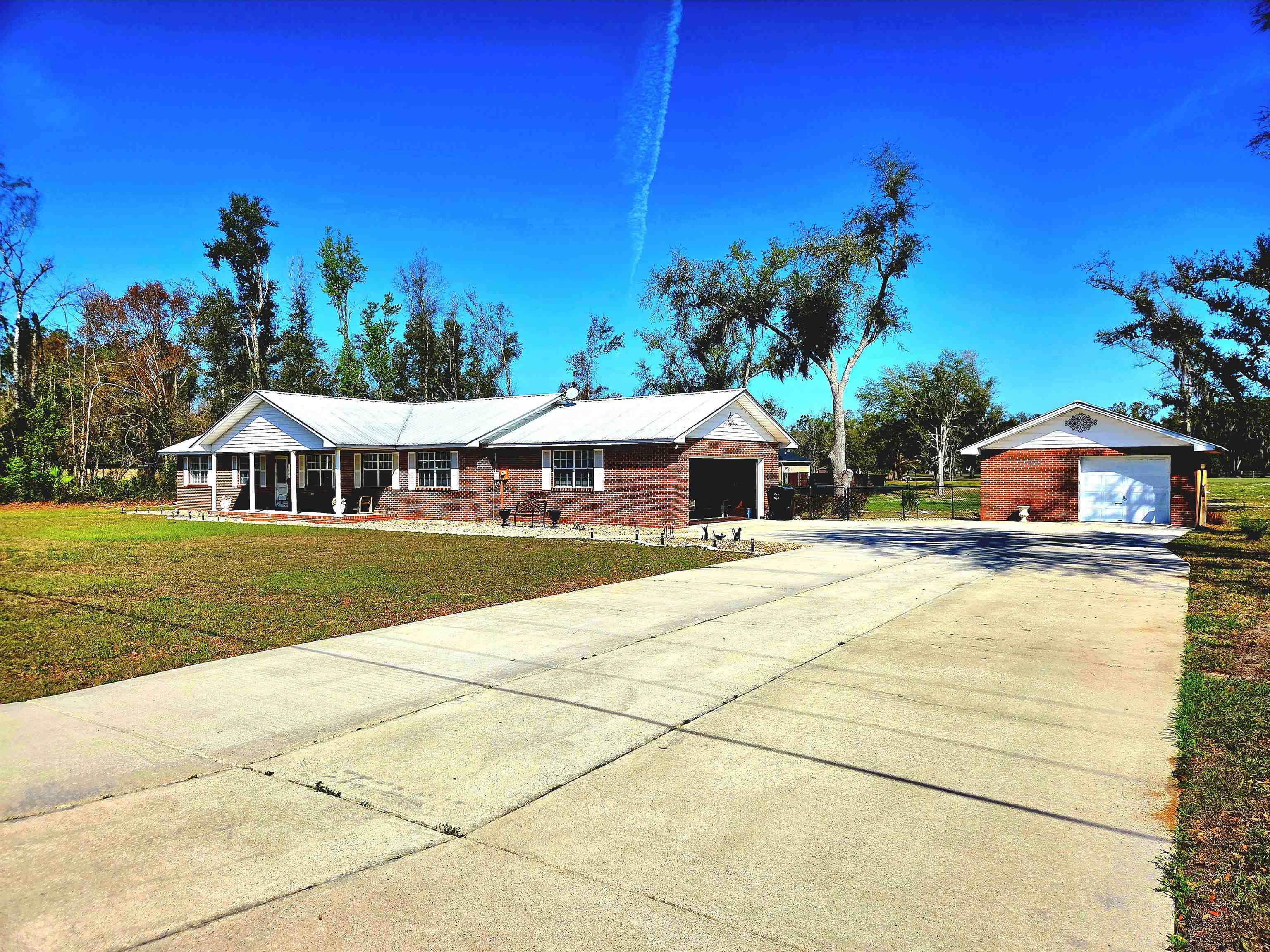 102 South Claire Drive Perry, FL 32348 - Photo 4 of 66