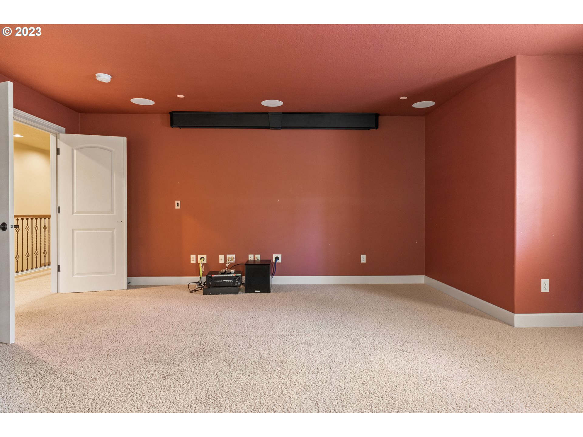 18281 Southwest Florendo Lane Beaverton, OR 97007 - Photo 29 of 47 a view of an empty room with a window
