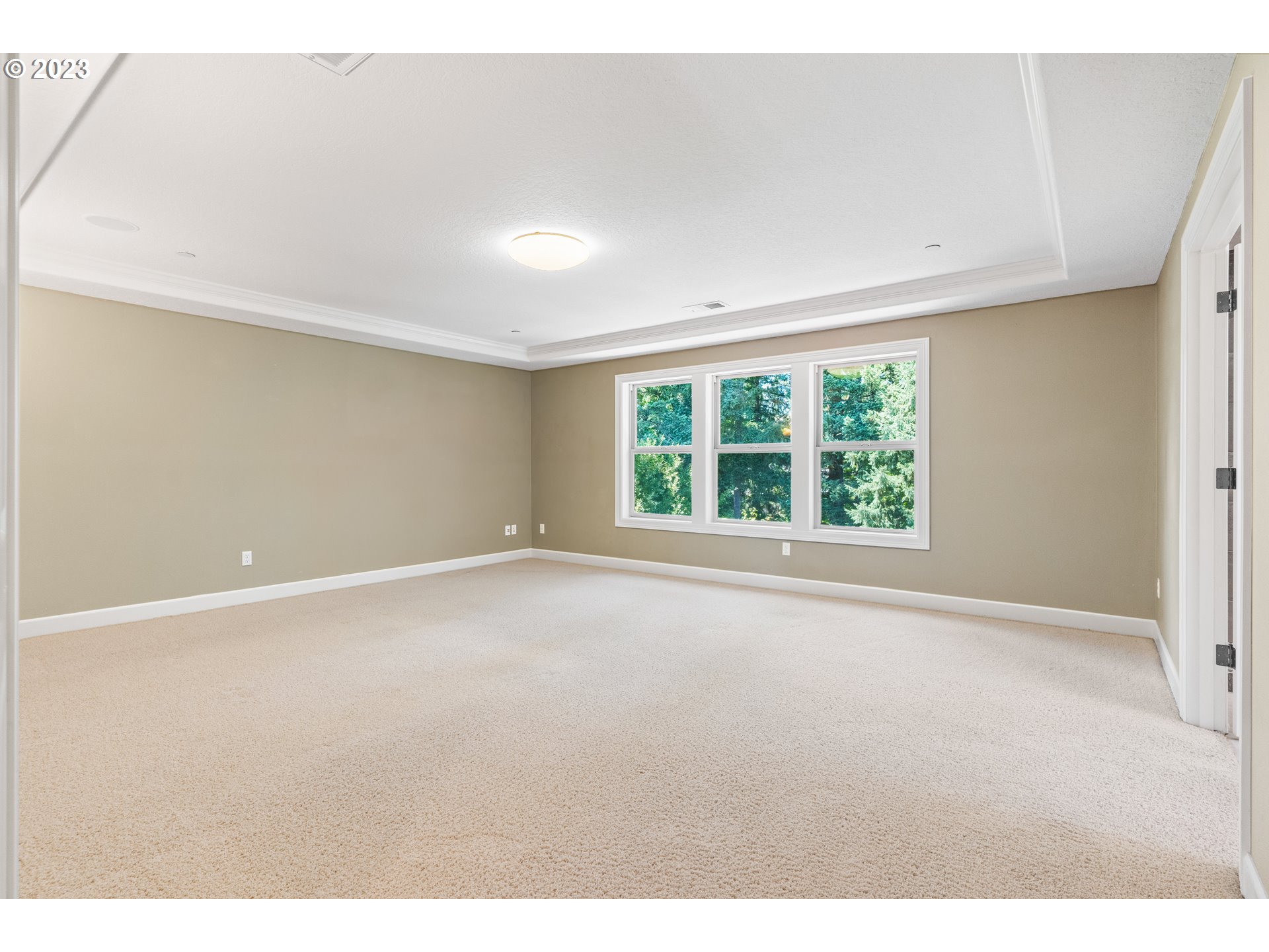 18281 Southwest Florendo Lane Beaverton, OR 97007 - Photo 38 of 47 a view of an empty room with a window