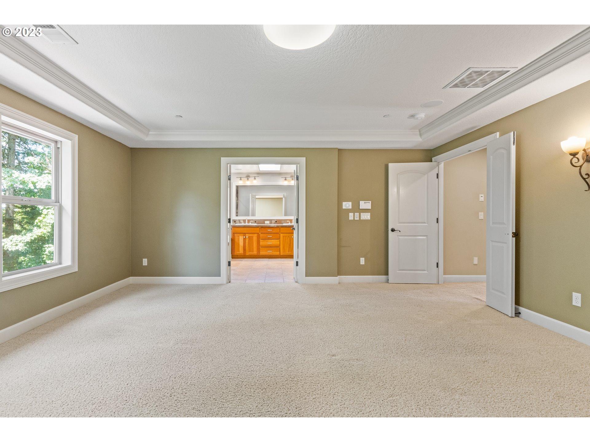 18281 Southwest Florendo Lane Beaverton, OR 97007 - Photo 39 of 47 a view of an empty room with a window