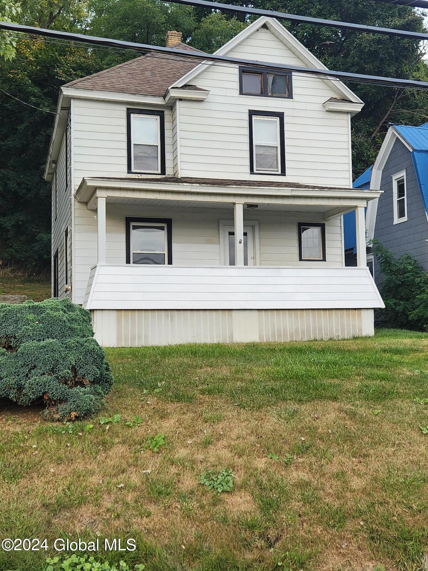 168 Chapman Drive, Amsterdam, NY 12010 Compass